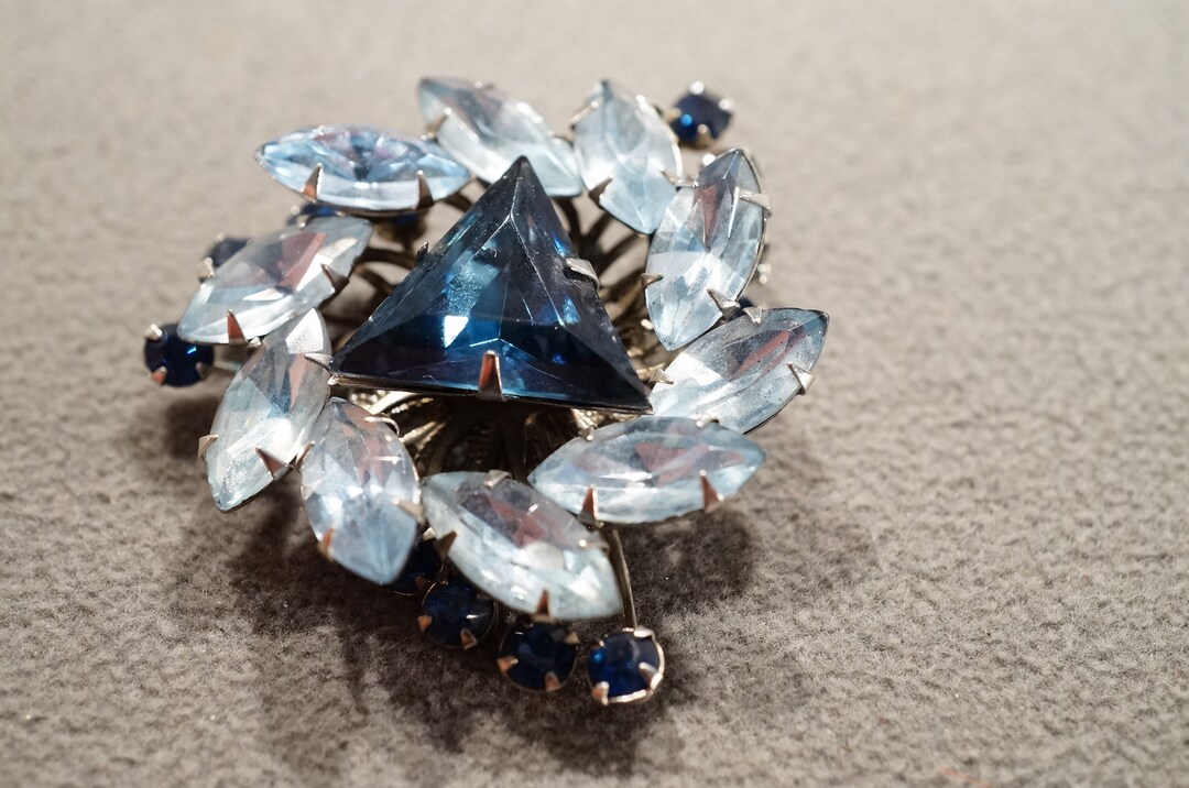 Antique Vintage Pin Brooch Silver Tone Round Marquise Triangle Shades