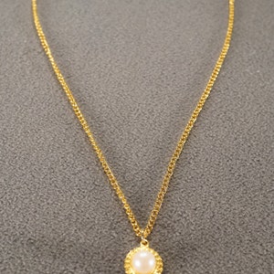 Vintage Art Deco Style Yellow Gold Tone Round Pendant Glass Stone Faux Pearl Necklace Jewelry    K#18