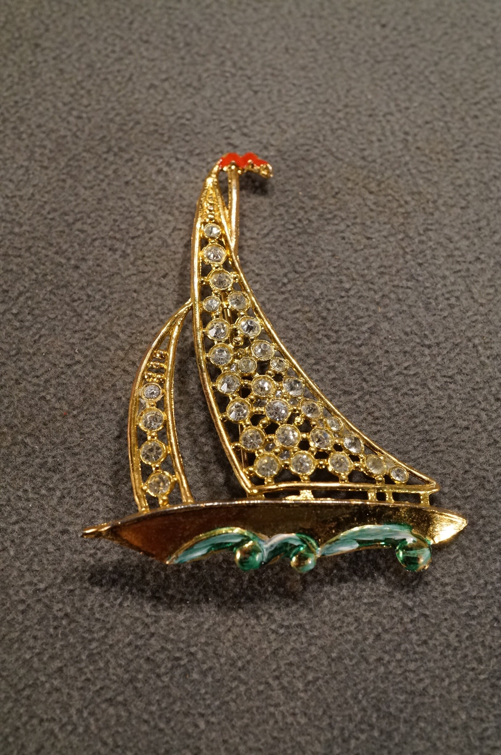 Antique Vintage Pin Brooch Yellow Gold Tone Multi Round Prong Set