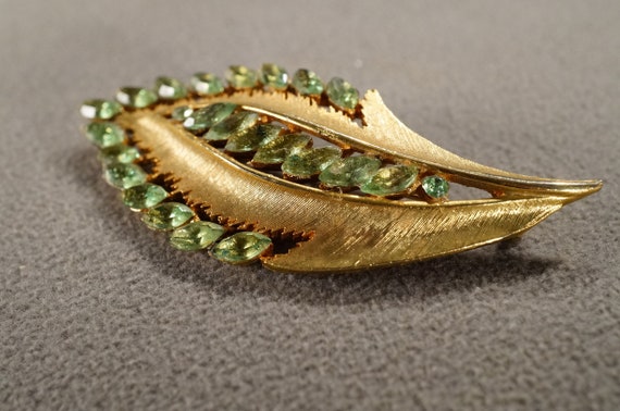 Antique Vintage Pin Brooch Yellow Gold Tone Multi… - image 3