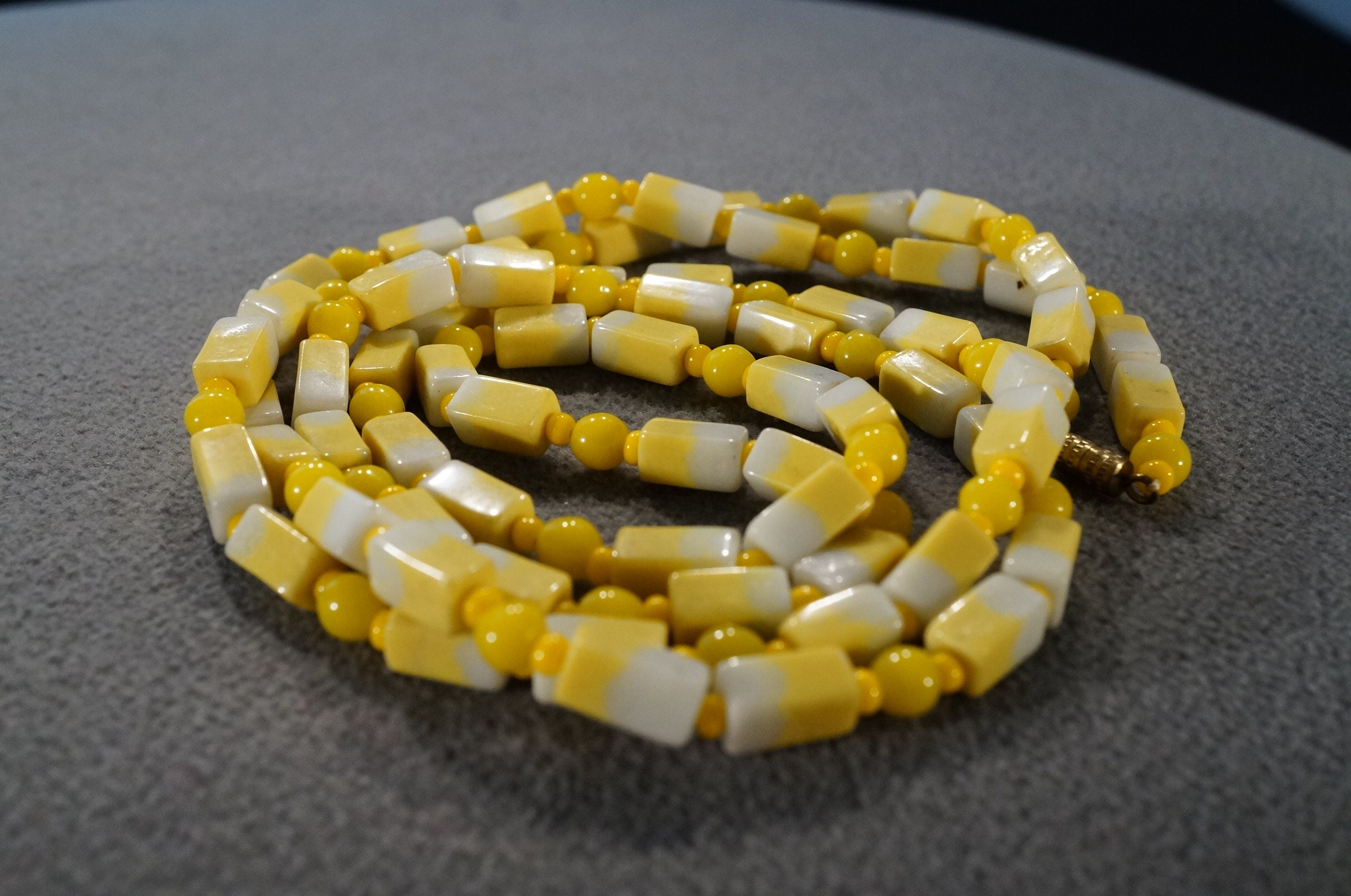 ＜TOILE＞GLASS BEADS NECKLACE YELLOW/ネックレス TOILE＞GLASS BEADS NECKLACE YELLOW/ネックレス