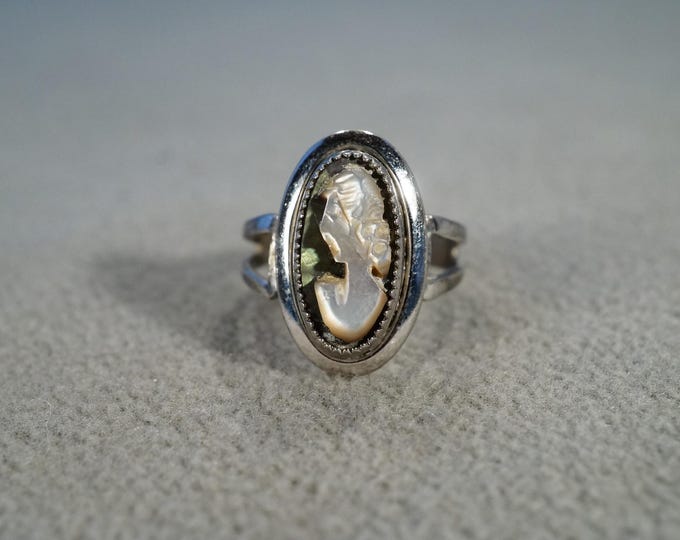Vintage Band Ring Sterling Silver Oval Bezel Set Mother of Pearl Fancy ...
