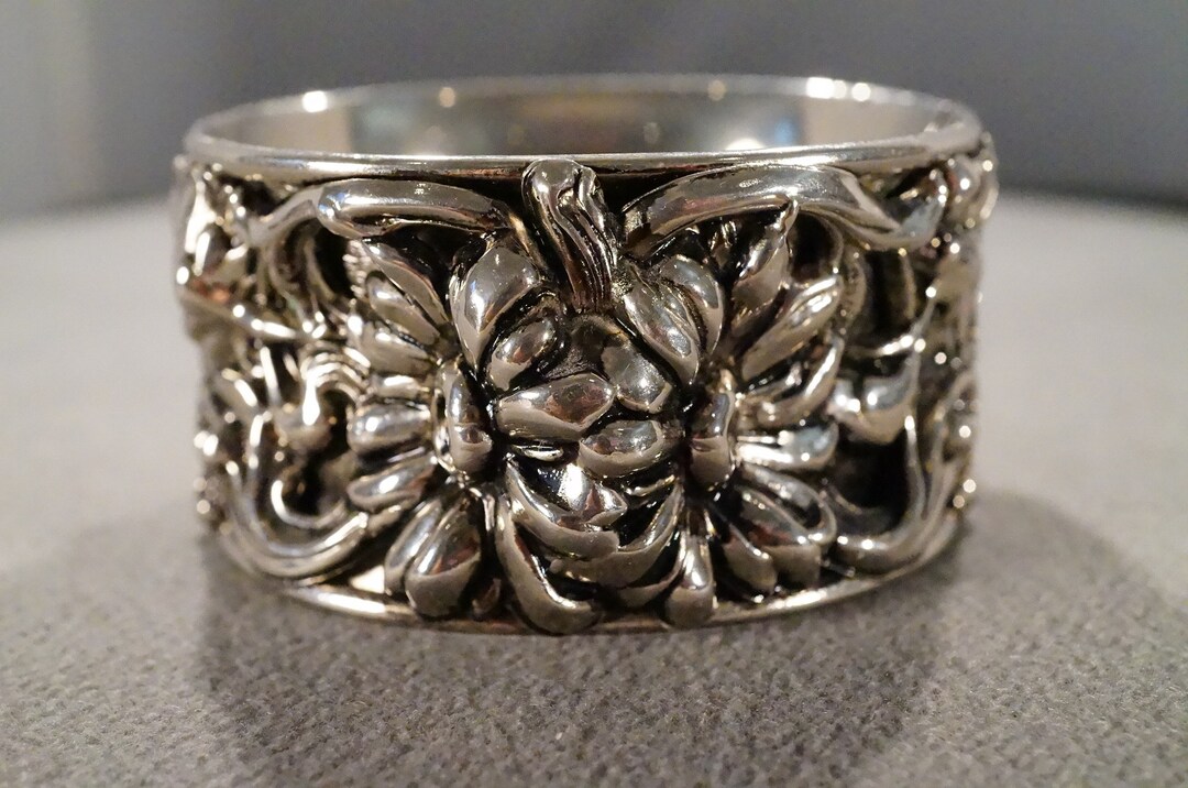 Antique Vintage Silver Tone Bangle Eternity Design Bracelet Raised ...