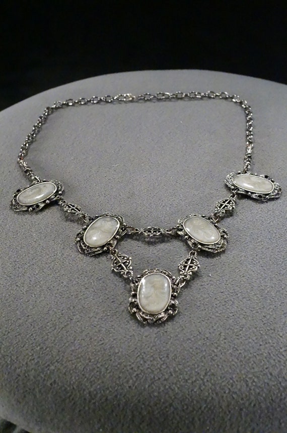 Vintage Bib Design Necklace Chain Silver Tone Deta