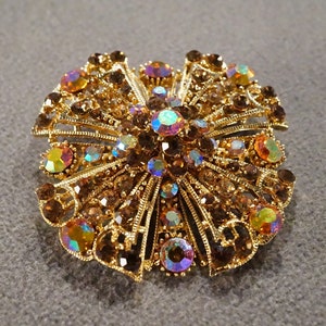 Vintage Yellow Gold Tone Pin Brooch Pendant Charm Multi Round Prong Set Golden Yellow Brown Aurora Borealis Domed Cluster Setting     #26