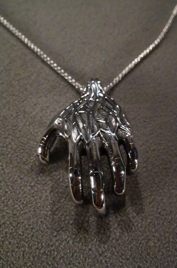 Vintage Stainless Steel Hamsa Hand Design Pendant 