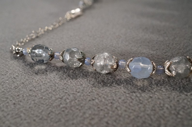 Vintage Art Deco Style Silver Tone Round Blue Scrolled Glass Beads Dangle Necklace Jewelry K#27