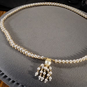 Vintage Art Deco Style Yellow Gold Tone Faux Pearl Tassel Dangle Round Necklace Jewelry    K#52