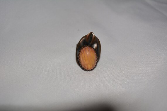 vinage brass statement ring with large leaf and l… - image 4