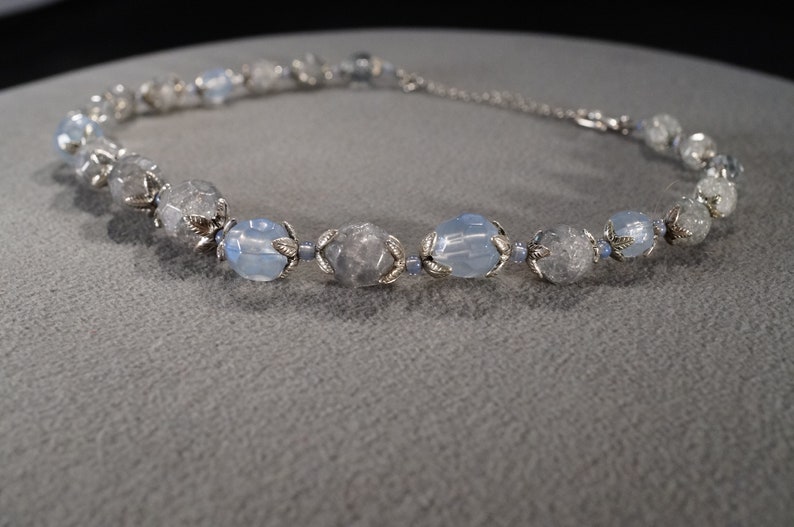 Vintage Art Deco Style Silver Tone Round Blue Scrolled Glass Beads Dangle Necklace Jewelry K#27