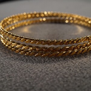 Vintage Art Deco Style Yellow Gold Tone Twisted Design Bangle Bracelet Stackable Jewelry   K#3