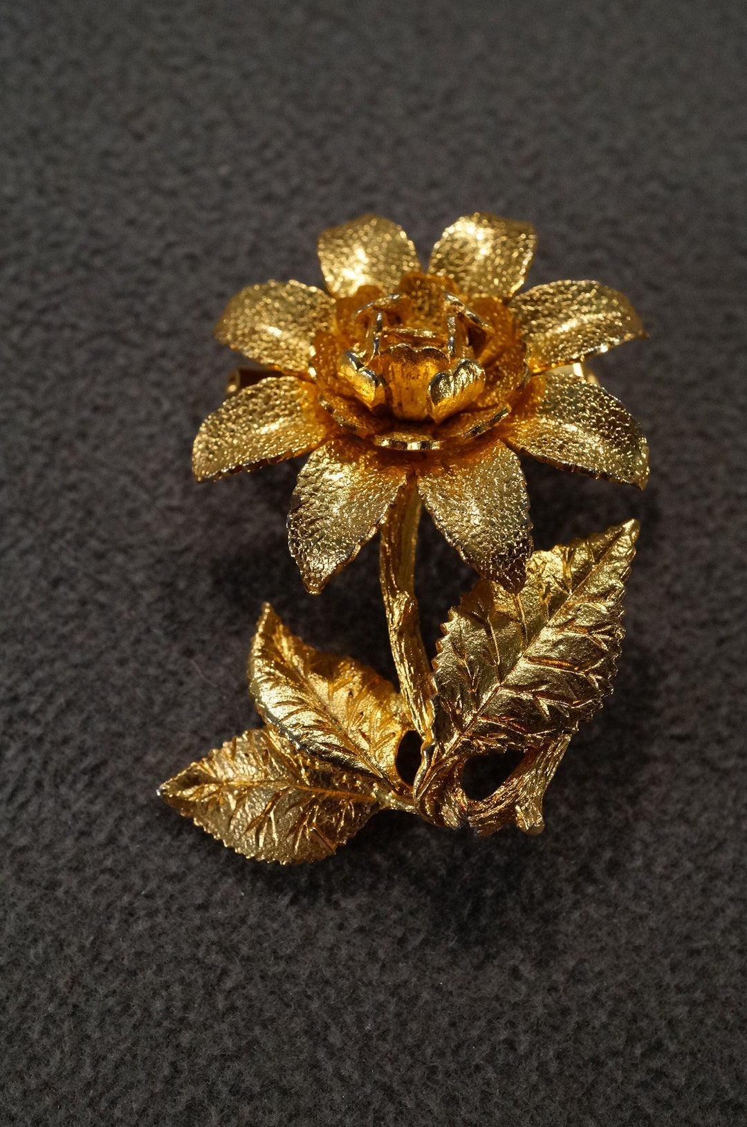 1950s’ 　brown RS　flower motif brooch 1950s' brown RSflower motif brooch