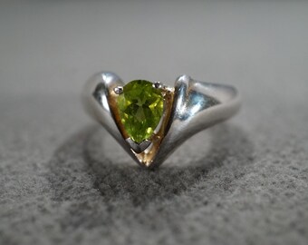 Vintage Sterling Silver Band Ring Pear Teardrop Bezel Set Peridot