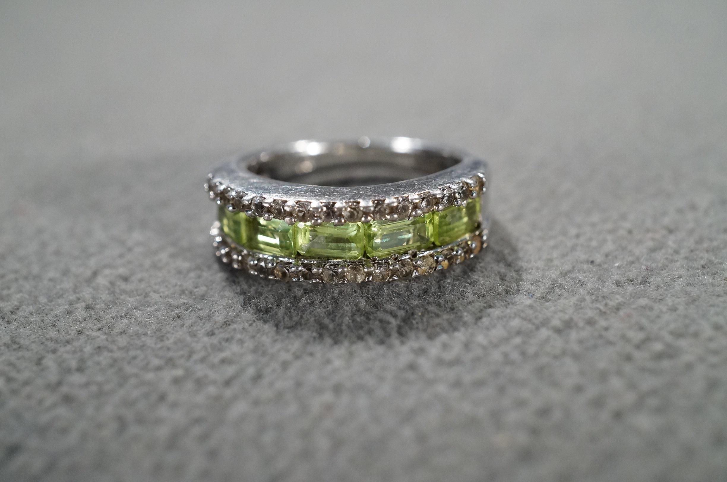 Vintage Wedding Band Stacker Design Ring Sterling Silver 41 Round Baguette Prong Set Peridot Diamond Cluster 3 Row Multi Stone Setting, 7