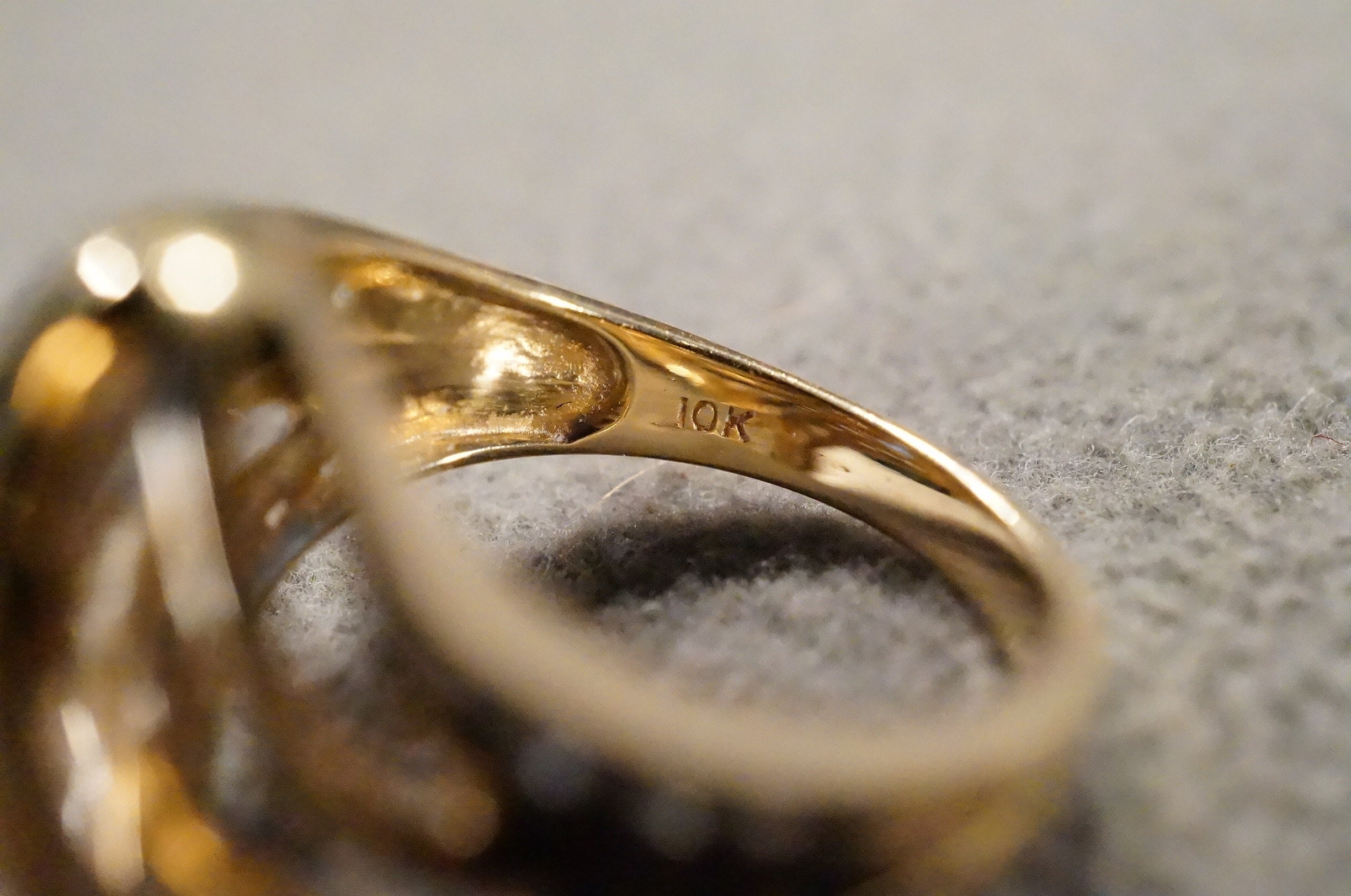 Vintage 10 K Yellow Gold Wedding Engagement Band Ring 38 Vintage 10 K Yellow Gold Wedding Engagement Band Ring 38