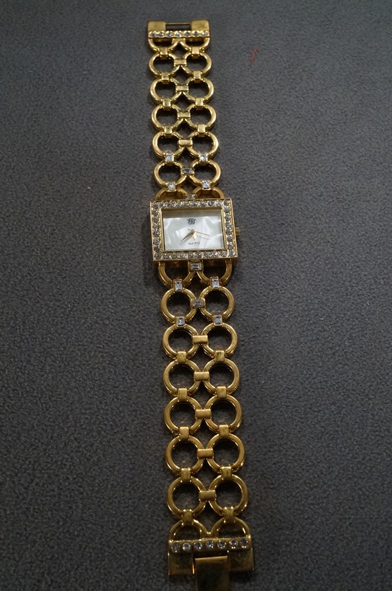 Elizabeth Taylor White Diamonds Womens Goldtone Quartz Bracelet Watch New In Box Elizabeth Taylor White Diamonds Women Goldtone  main image 4