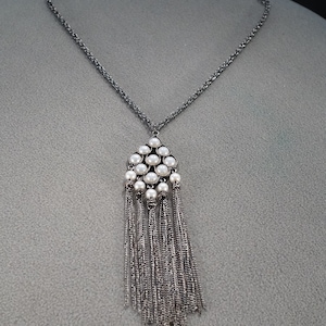 vintage gunmetal gray tone art deco chandelier style pendant style necklace with faux pearl accents and chain link tassels, 20 in chain **M5