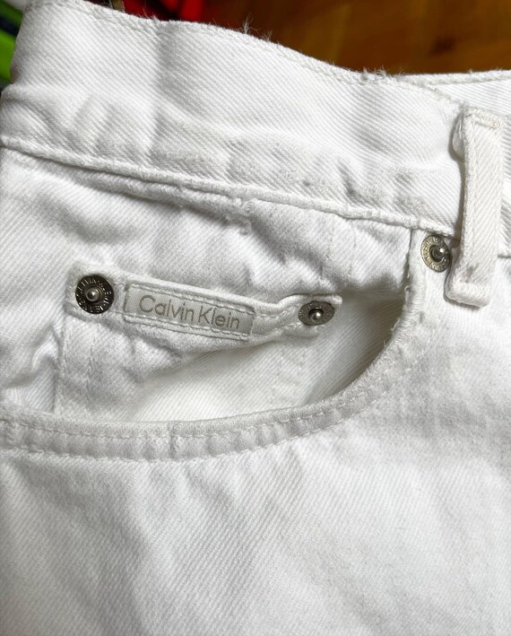 90’s white Calvin Klein jeans, 30” waist - image 7