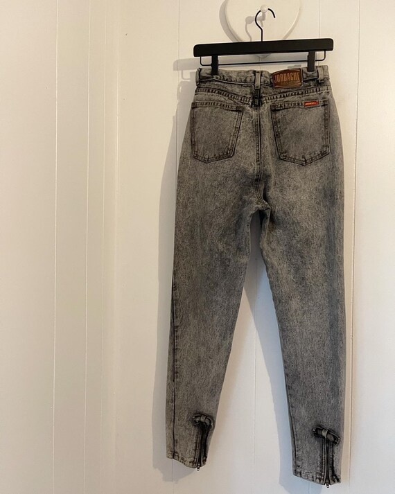 80’s acid wash dark gray jeans by Jordache, ankle… - image 2
