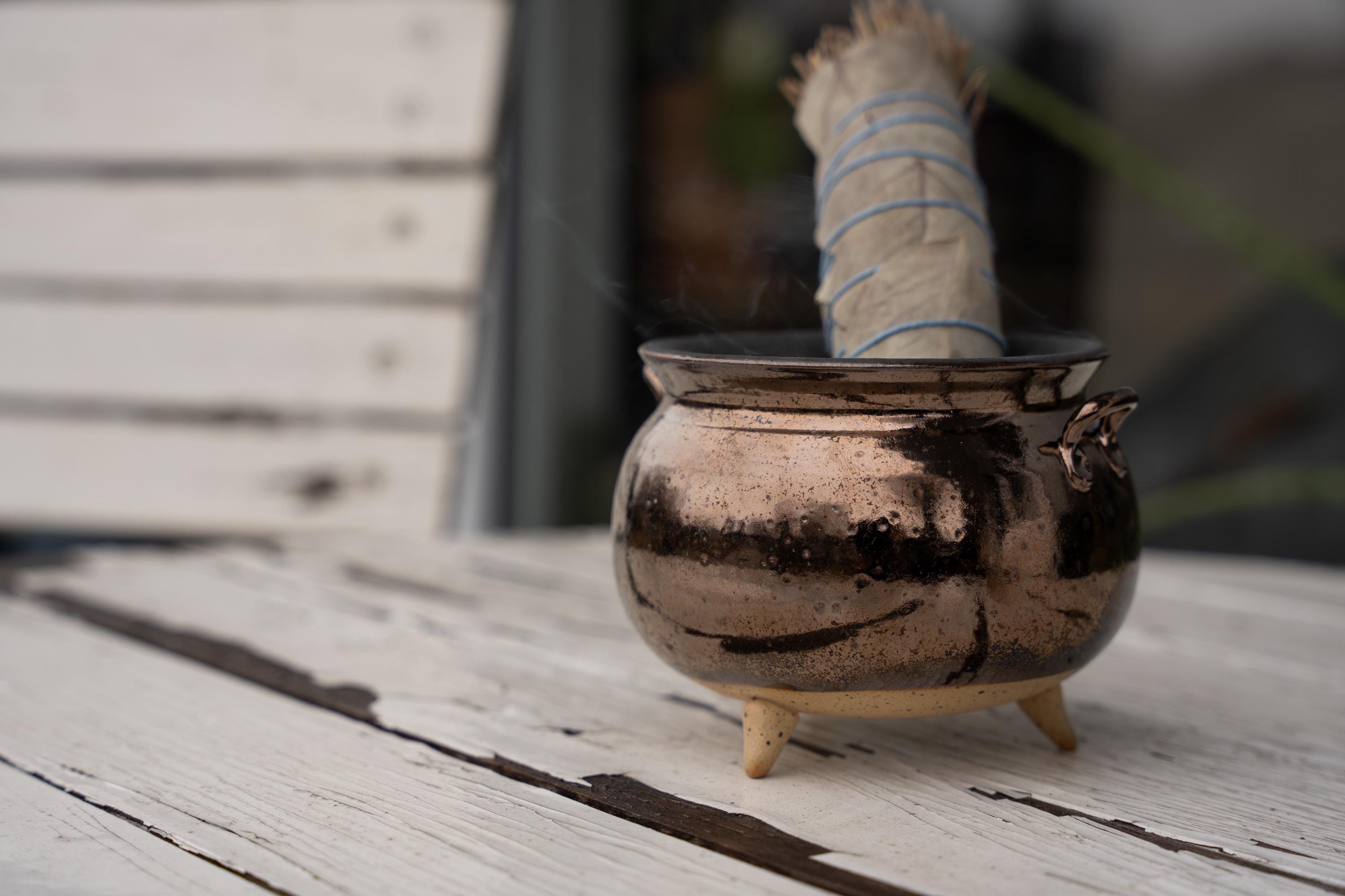 大釜 - 魔女の大釜 - 陶器製の手作りの大釜 - Etsy 日本