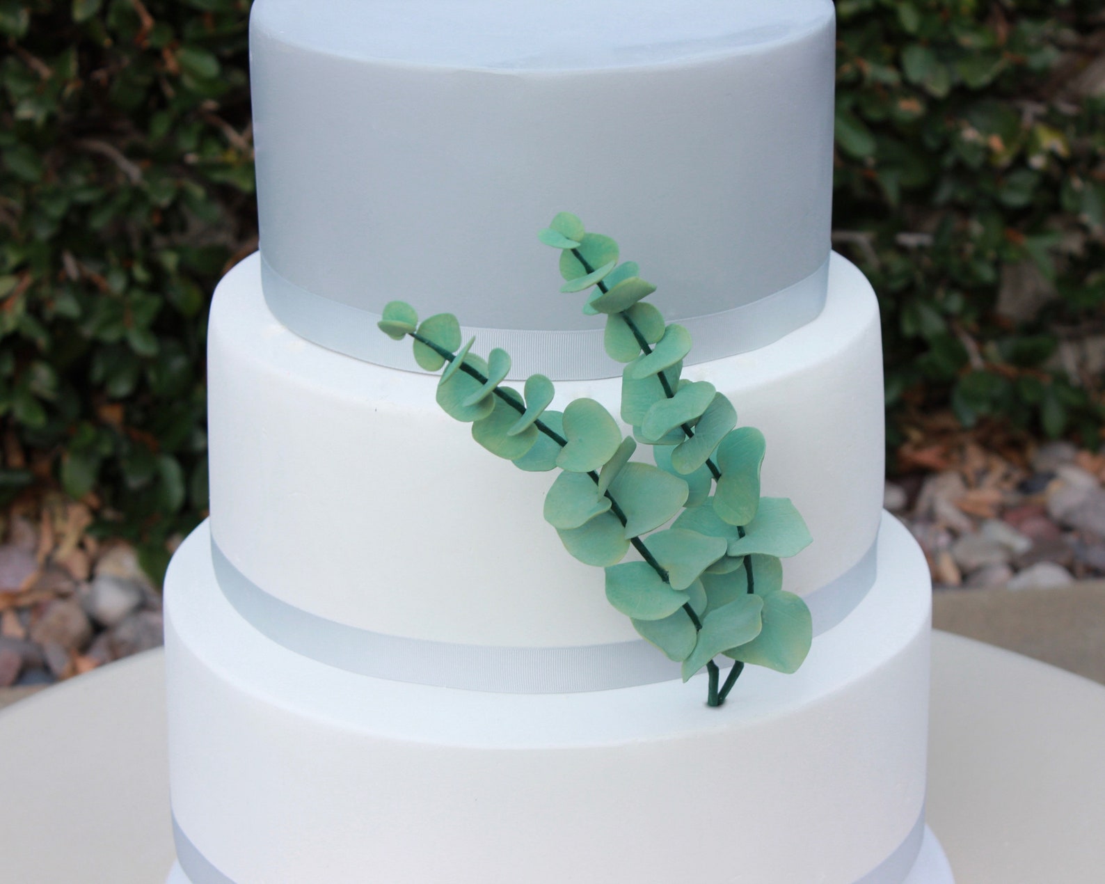 Gumpaste Eucalyptus Leaves Sugar Flowers Greenery Cake Etsy