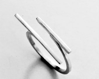 Parallel bar ring in solid sterling silver, open adjustable ring, asymmetrical minimal ring