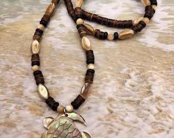 Black Mother of Pearl Turtle Pendant Beaded Necklace