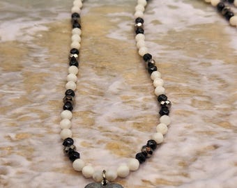 MOM Heart Pendant Beaded Necklace and Bookmark Set - Prayer for Mom