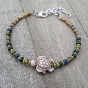 Sea Turtle bead Picasso bead seed bead Bracelet Adjustable Beach Surfer Friendship Boho Hippie Turtle Animal Ocean Sea Tropical Souvenir