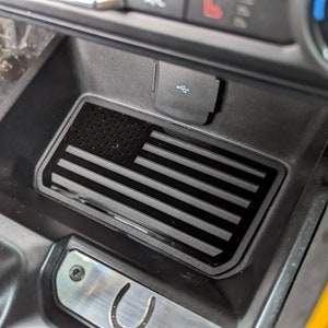 Console Storage Pocket Inlay Badge - American Flag - Fits 2021+ Bronco® - Multiple Colors Available