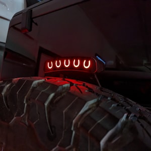 Emblema de superposición de tercera luz de freno - Horse Shoes - Compatible con Bronco 2021 y posteriores - Negro
