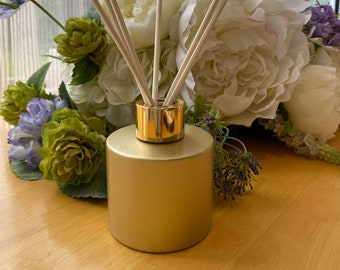 Highly Scented Beautiful Gold Matt Glass 100 ml Bottle Room Reed Diffuser with a choice of 30+ Beautiful Fragrances