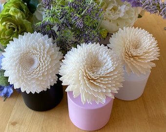 Flower Reed Diffuser: Highly Scented, Matt Glass Bottle (100ml)
