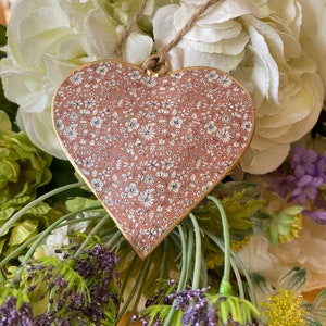 Beautiful Pinky/Beige Metal Flower Hanging Heart Decoration - 8 cm