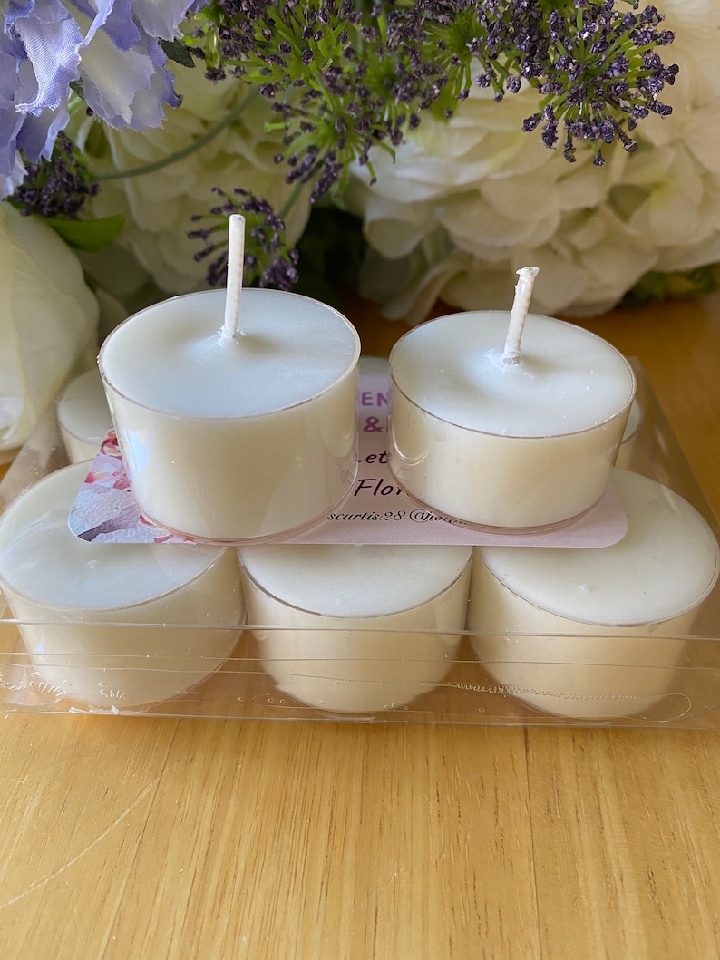 EXTRA LARGE Highly Fragranced Soy Wax Tea Lights 6 with a burn time of 5 hours Choice of Fragrance of up to 30 Fragrances zdjęcie 3