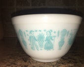 Pyrex Bowl Turquoise on White Butter Print Bowl 441 1 1 2 Pint