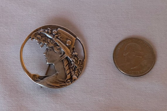 Sterling Silver Lady in Hat Brooch - image 6