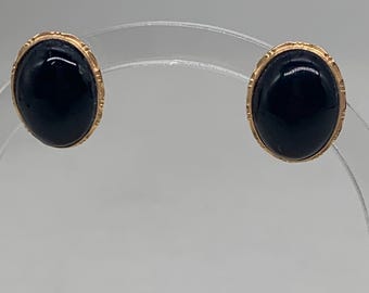 14K Gold Oval Onyx Button Earrings
