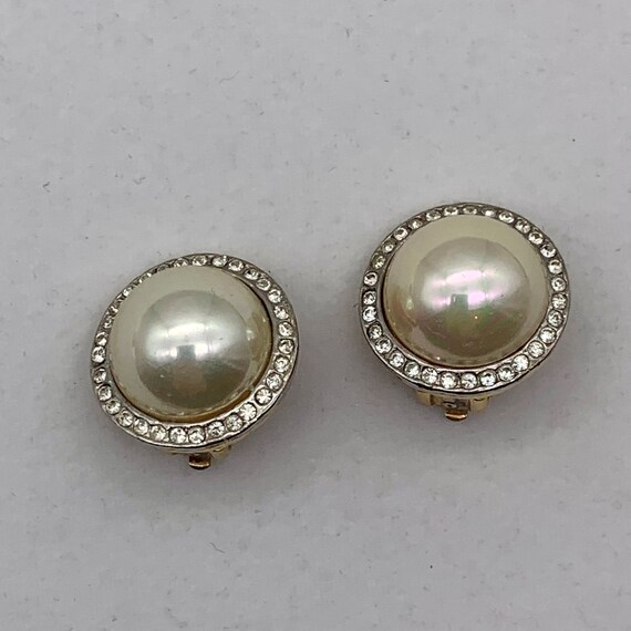 Carolee Faux Pearl Rhinestone Button Clip Earrings - image 5