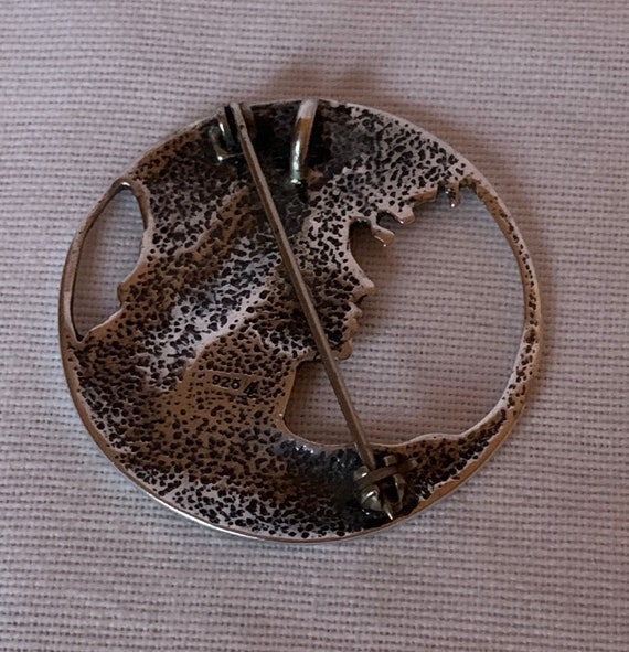 Sterling Silver Lady in Hat Brooch - image 8