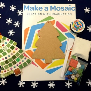 Een mozaïekkerstboomversiering maken - knutsels voor kerst - kerstavonddoos - zelf maken - knutselset