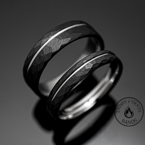 4 mm / 6 mm gehämmerter Obsidian Wolfram Eheringe, Paar für Sie und Ihn
