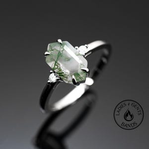 Emerald Moss Agate Wedding Ring - Sterling Silver Women&#39;s Band in 1.5mm thickness - CZ Diamond