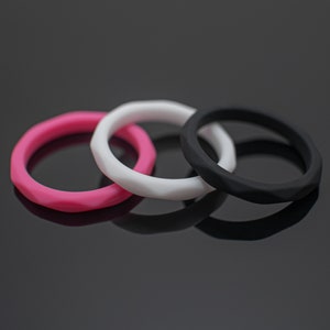 Women Siicone Band Wedding Set, Pack of 3 Silicone Rings, Fuchsia White and Black