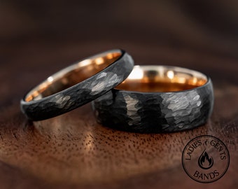 Hammered Obsidian Tungsten Wedding Ring Set: Rose Gold Inlay