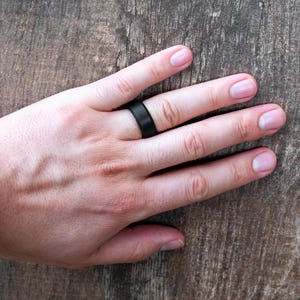 8mm Black Silicone Wedding Band – Flexible Rubber Ring for Active Wear, Comfort Fit image 8
