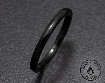 Schwarzer Obsidian Wolframring, 2 mm rundes Dome Design, Ringe für Männer, Ringe für Frauen, zum Jahrestag, Ehering, Verlobungsring