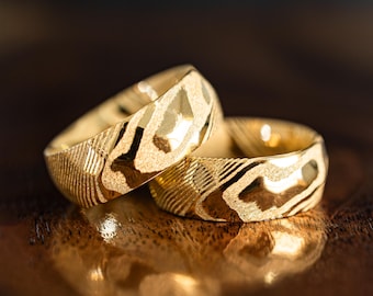 Gold Damascus Steel Hammered Ring | Unique Mens Wedding Band Gold Steel 8mm Ring