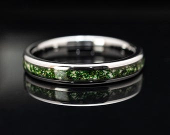 Anillo de bodas de ágata musgosa de 4 mm y tungsteno plateado. Anillo para hombre y mujer. Anillo de compromiso inspirado en la naturaleza. Anillo de promesa alternativo único.