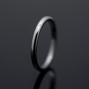 Anillo de bodas unisex de carburo de tungsteno plateado pulido de alta calidad / Anillo de bodas fino de 2 mm
